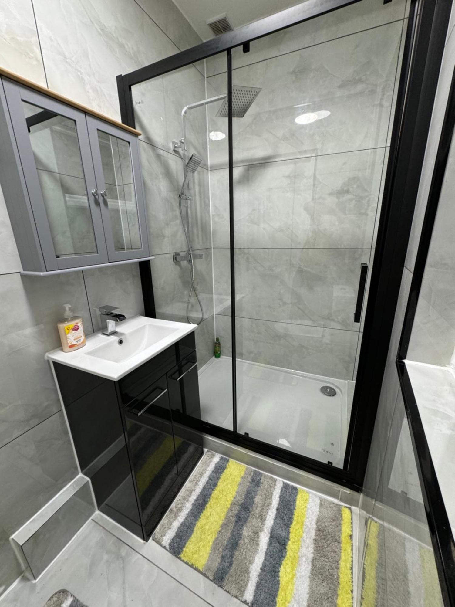 Seven Sisters Hideaway Apartment Лондон Екстериор снимка
