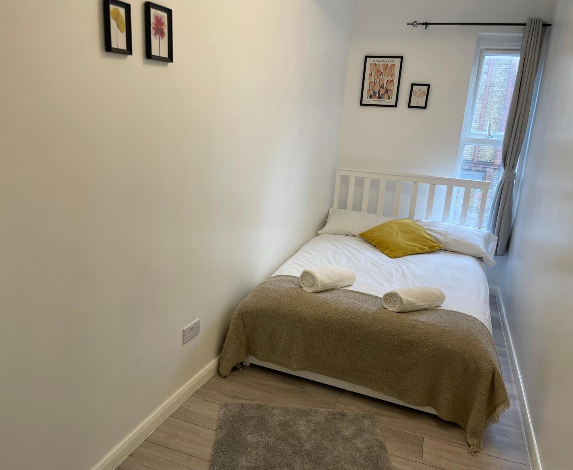 Seven Sisters Hideaway Apartment Лондон Екстериор снимка